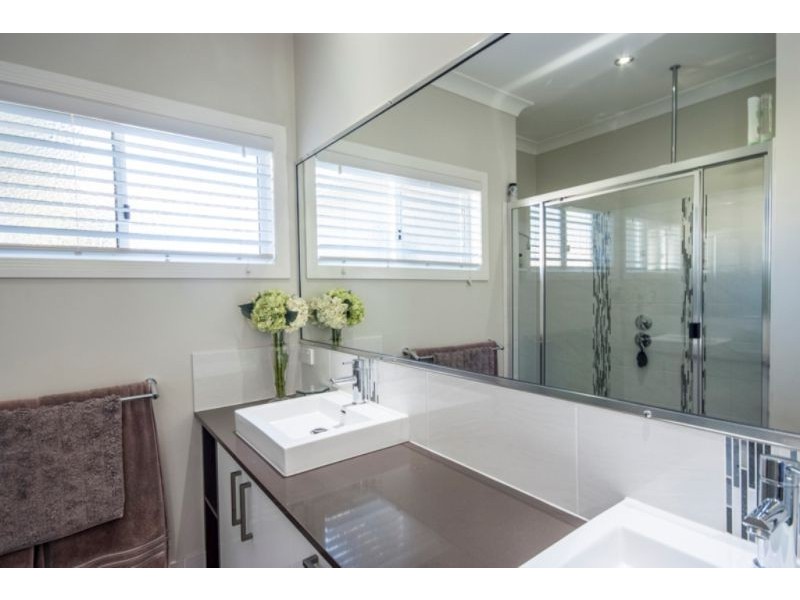 24 Murray Street, Southbrook QLD 4363