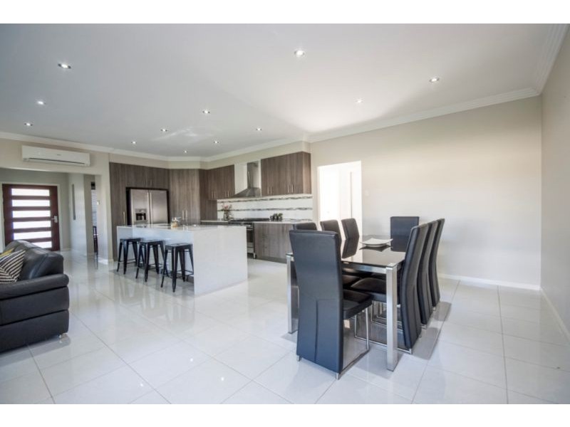 24 Murray Street, Southbrook QLD 4363