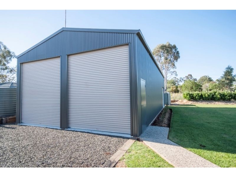 24 Murray Street, Southbrook QLD 4363