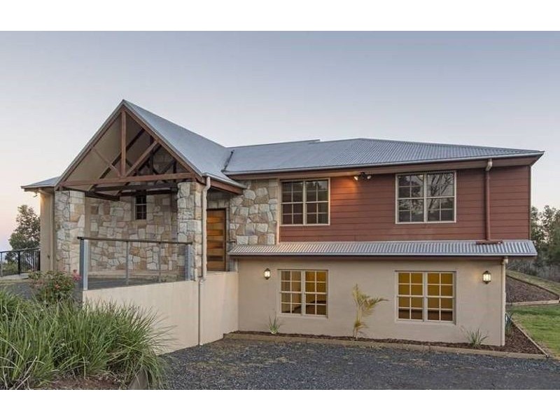 62 Skyline Drive, Blue Mountain Heights QLD 4350