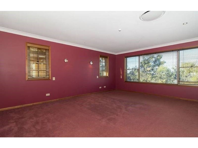 62 Skyline Drive, Blue Mountain Heights QLD 4350