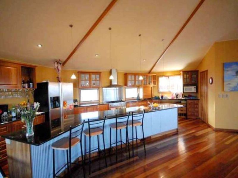 62 Skyline Drive, Blue Mountain Heights QLD 4350