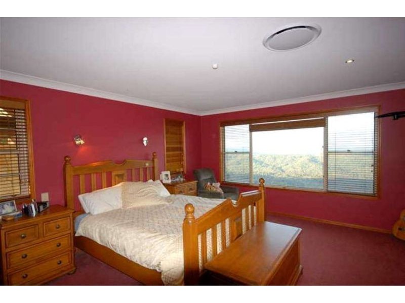 62 Skyline Drive, Blue Mountain Heights QLD 4350