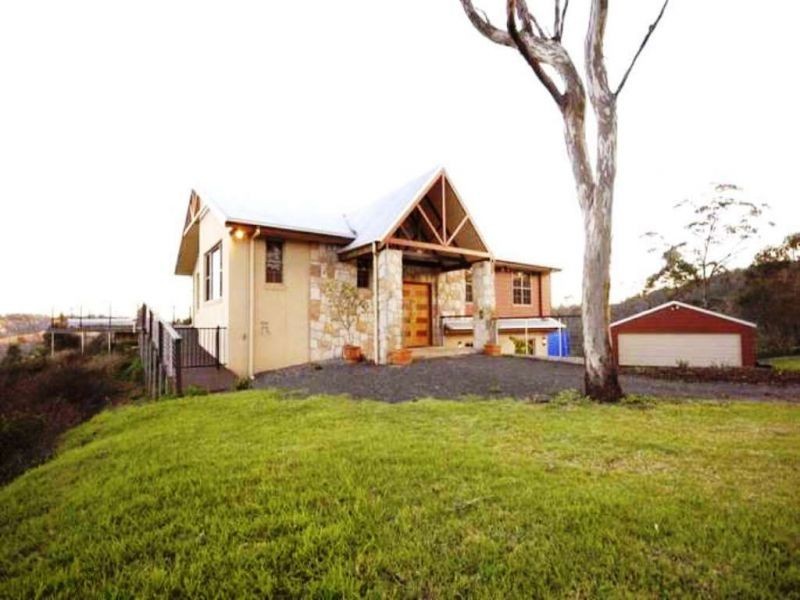 62 Skyline Drive, Blue Mountain Heights QLD 4350