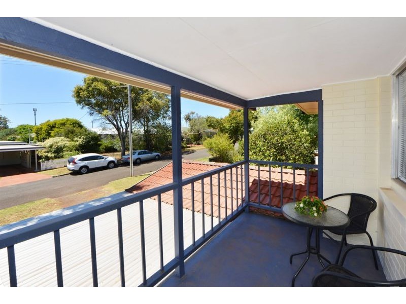 7 Kettle Street, Rockville QLD 4350