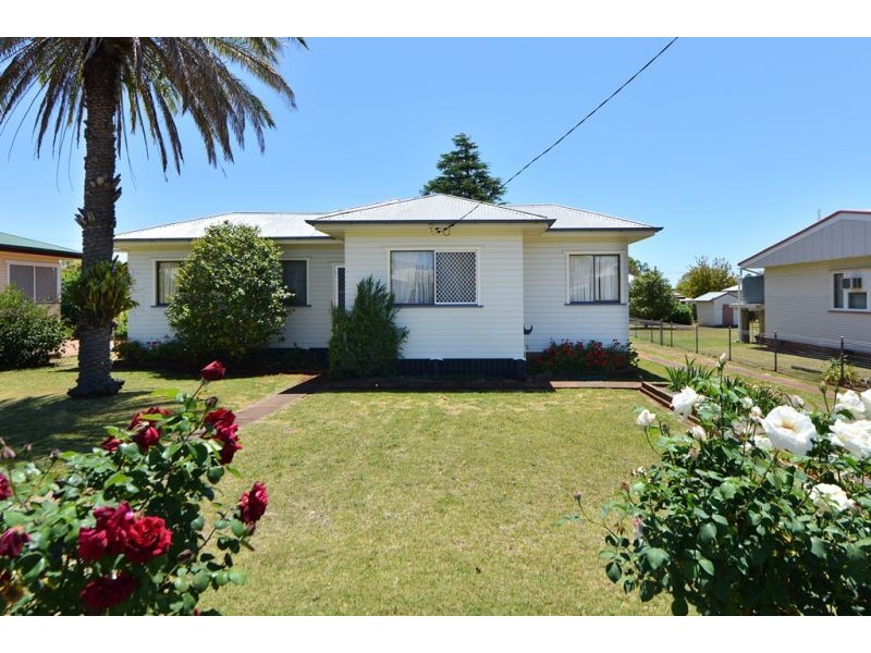 21 Stehn Street, Harristown QLD 4350