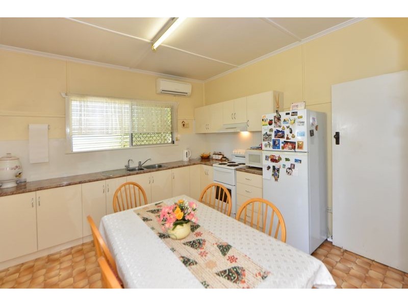 21 Stehn Street, Harristown QLD 4350