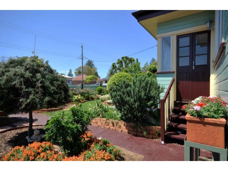 23 Monash Street, Newtown QLD 4350