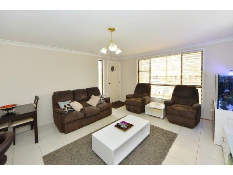 2/15 Sapphire Court, Kearneys Spring QLD 4350