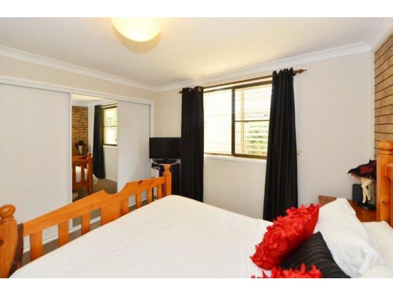 2/15 Sapphire Court, Kearneys Spring QLD 4350