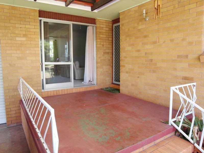 50 Debra Street, Centenary Heights QLD 4350