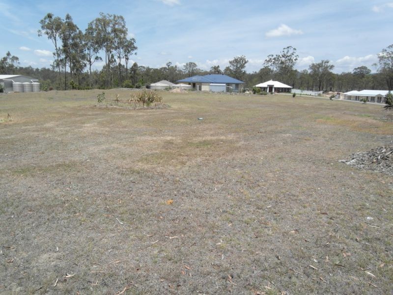 5 Mary Drive, Murphys Creek QLD 4352