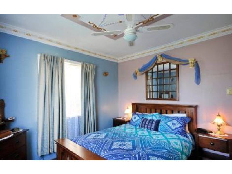 23 Monash Street, Newtown QLD 4350