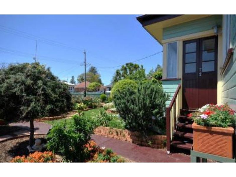 23 Monash Street, Newtown QLD 4350