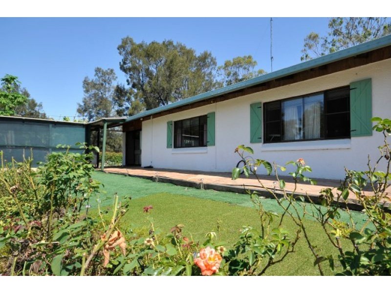 32 Meadows Road, Withcott QLD 4352