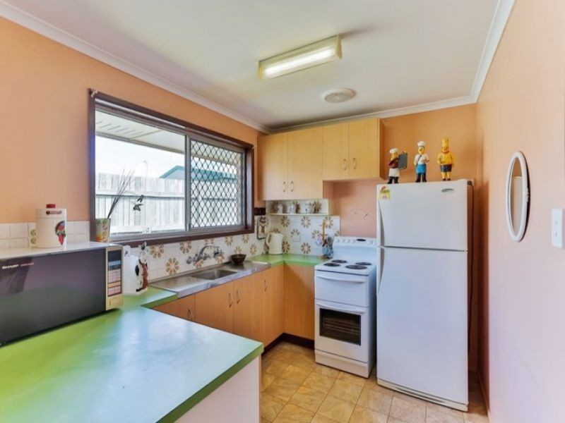 16 Bennett Street, Wilsonton QLD 4350