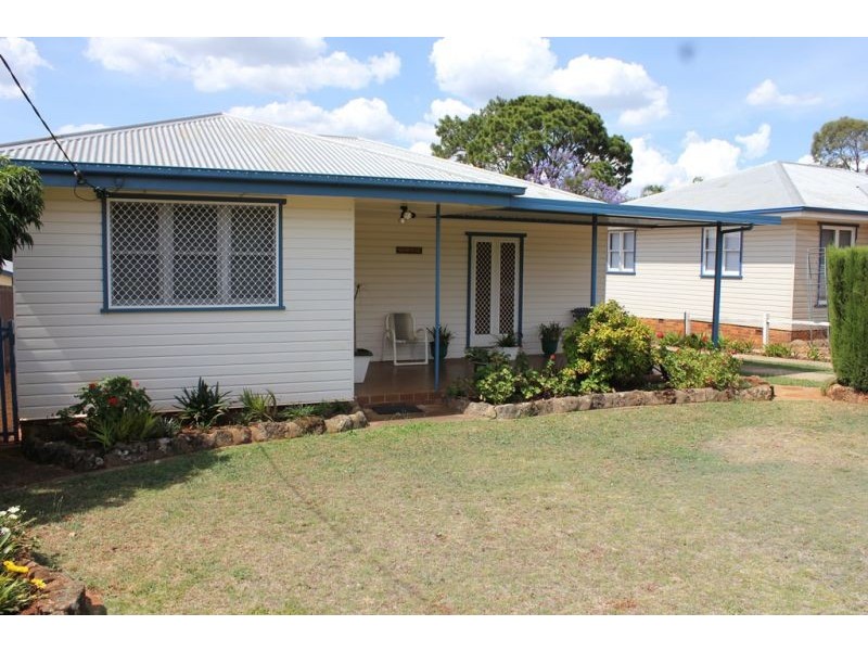 133 Stephen Street, Harristown QLD 4350