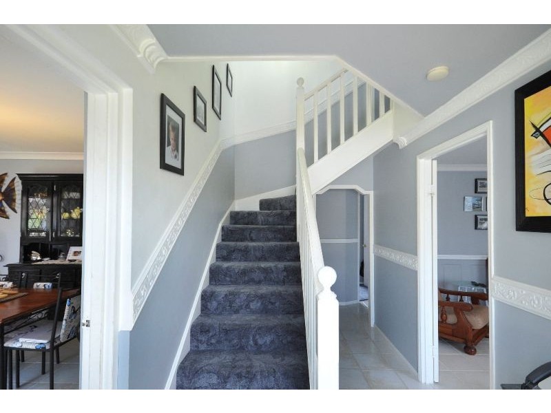 5 Hillview Court, Top Camp QLD 4350