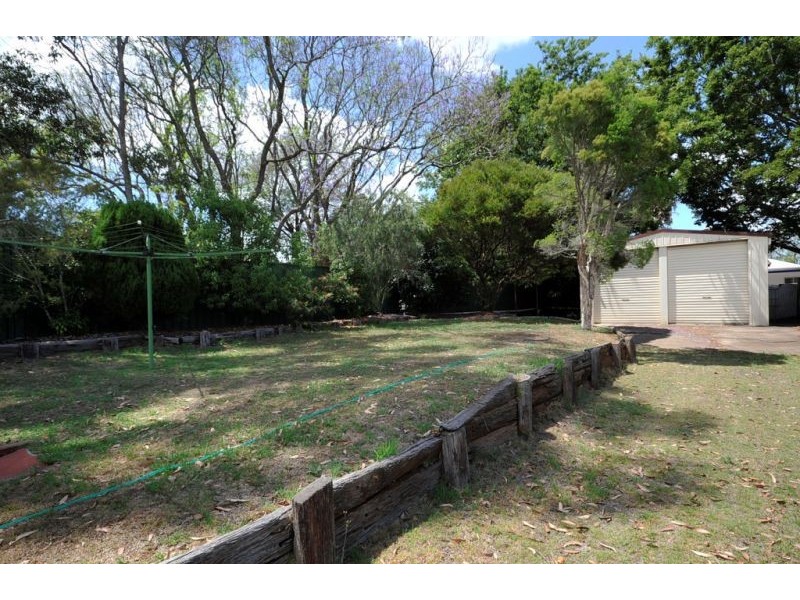 4 Braemar Street, South Toowoomba QLD 4350