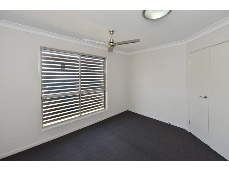 2/27 Park Street, Wilsonton QLD 4350