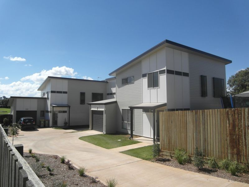 2/27 Park Street, Wilsonton QLD 4350