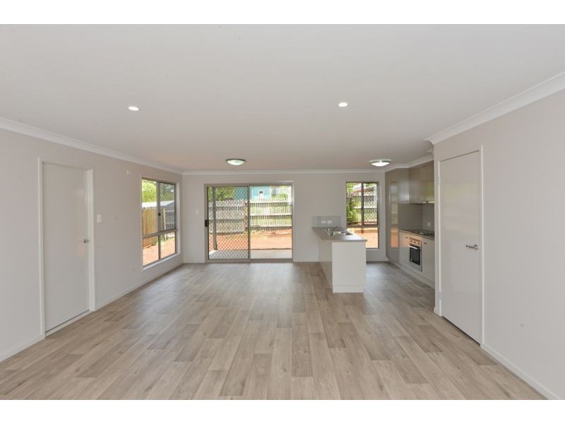 2/27 Park Street, Wilsonton QLD 4350