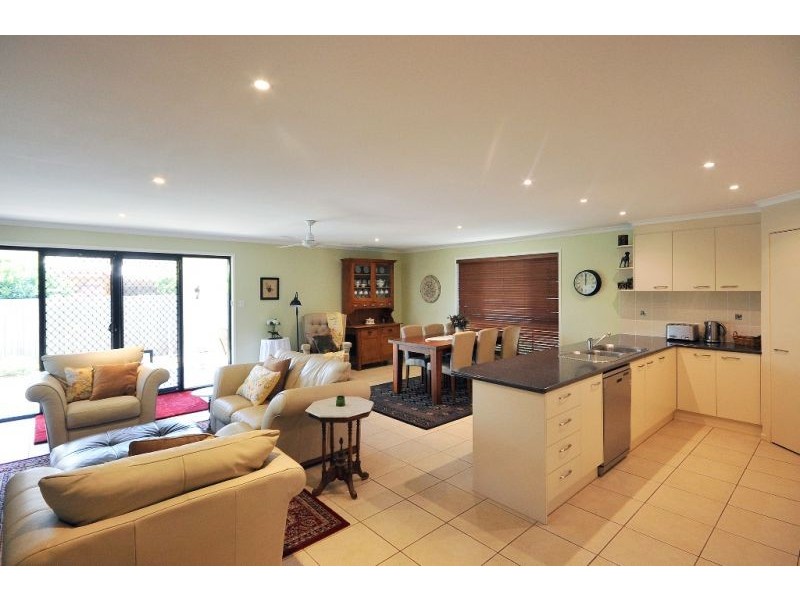 Kearneys Spring QLD 4350