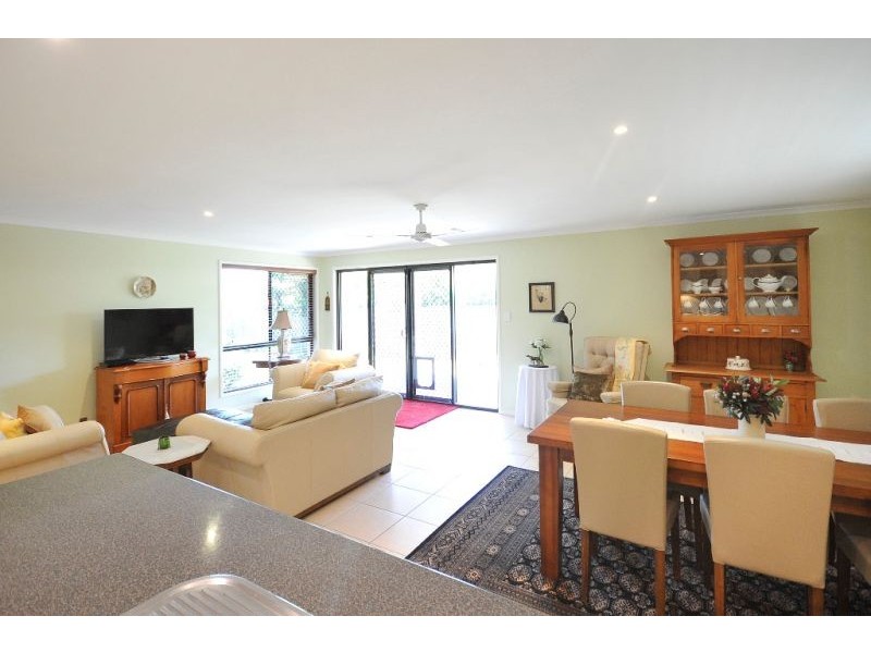 Kearneys Spring QLD 4350