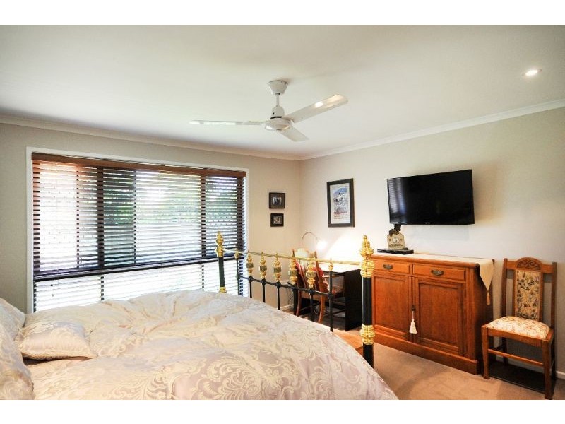 Kearneys Spring QLD 4350