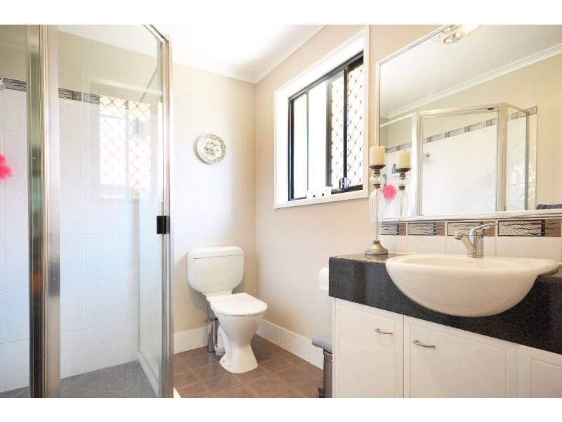 Kearneys Spring QLD 4350