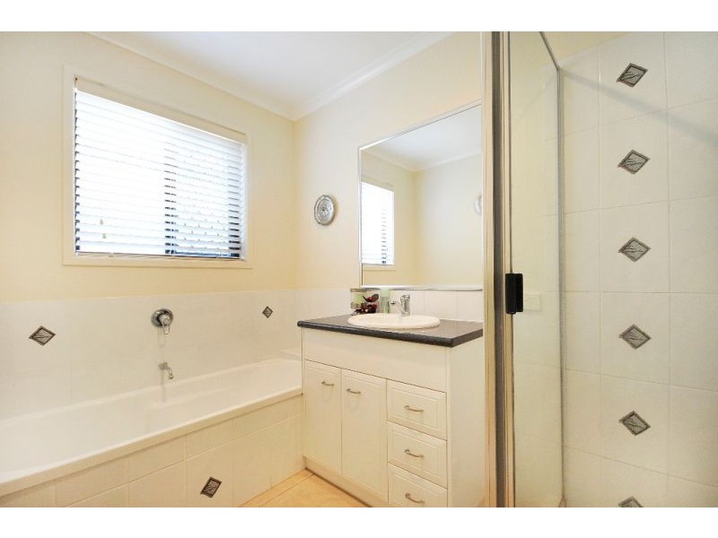 Kearneys Spring QLD 4350