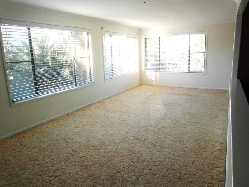 6/183 Campbell Street, Newtown QLD 4350