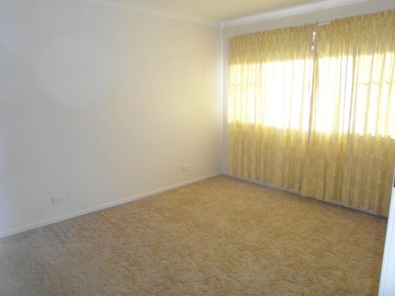 6/183 Campbell Street, Newtown QLD 4350