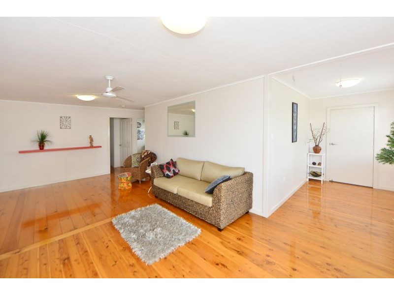 26 Bristol Street, Newtown QLD 4350