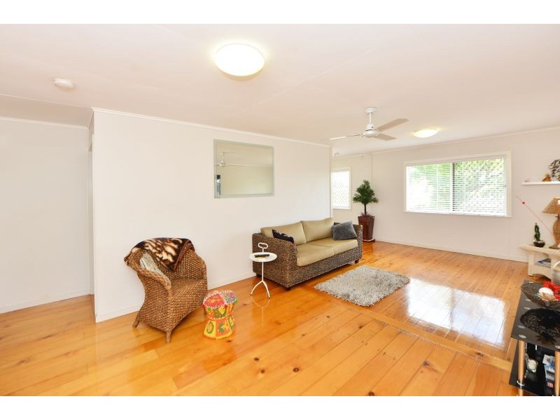 26 Bristol Street, Newtown QLD 4350