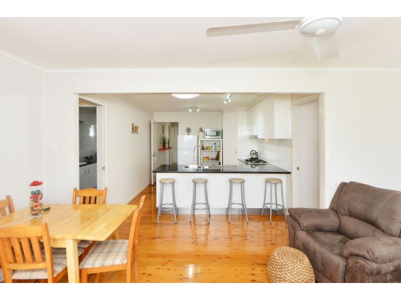 26 Bristol Street, Newtown QLD 4350