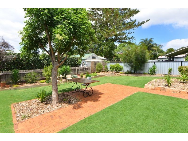 26 Bristol Street, Newtown QLD 4350