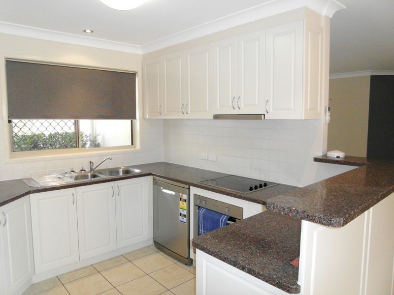 3/15a Mary Street, Mount Lofty QLD 4350