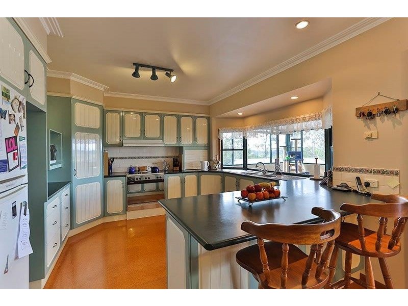 2 Fitton Road, Top Camp QLD 4350