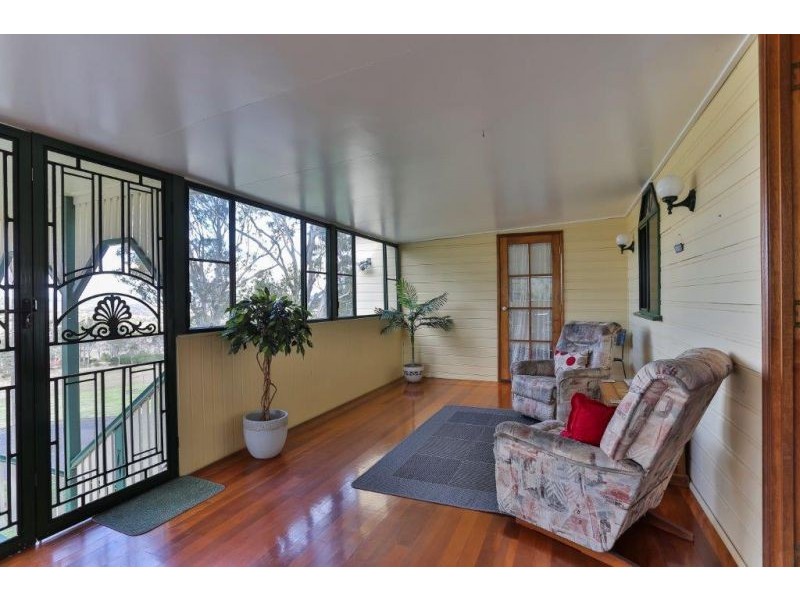 2 Fitton Road, Top Camp QLD 4350