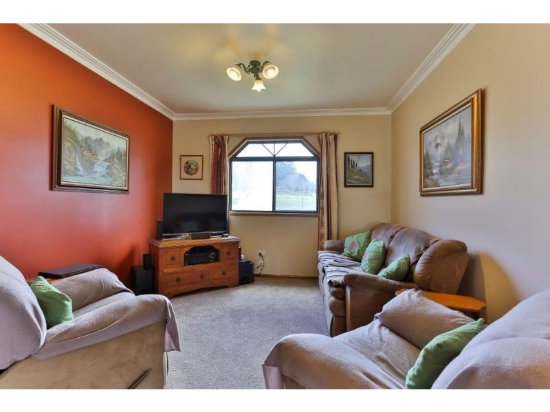 2 Fitton Road, Top Camp QLD 4350