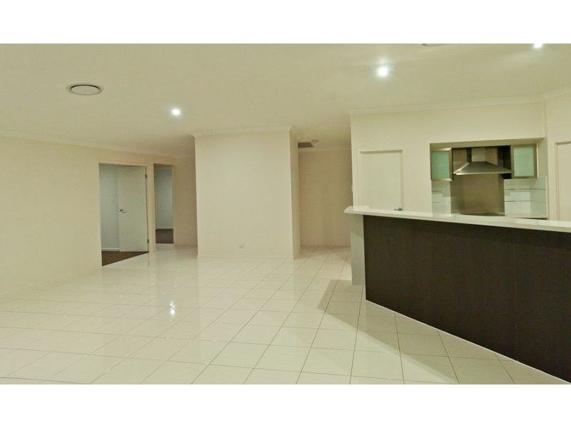 8 O’Grady Street, Kearneys Spring QLD 4350