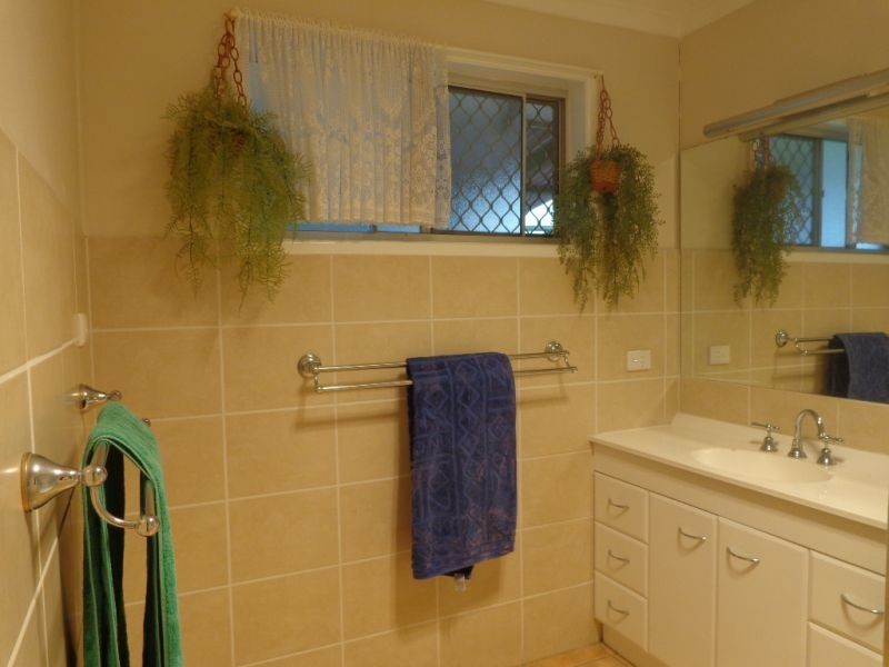 5 Noll Street, Kearneys Spring QLD 4350