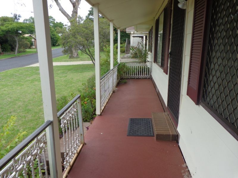 5 Noll Street, Kearneys Spring QLD 4350