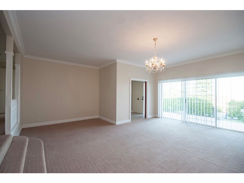 3 Katoomba Cres, Prince Henry Heights QLD 4350