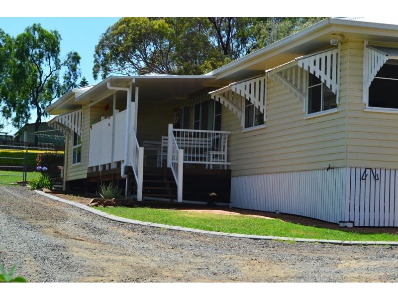 18 Manor Street, Drayton QLD 4350
