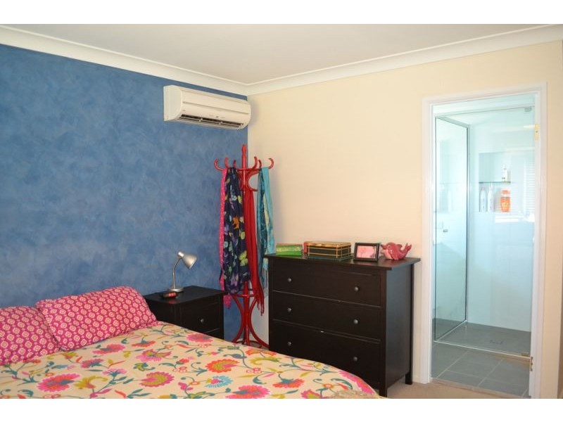 18 Manor Street, Drayton QLD 4350