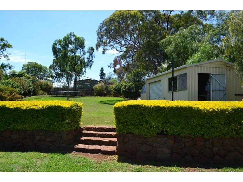 18 Manor Street, Drayton QLD 4350