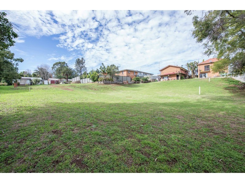 71b Stuart Street, North Toowoomba QLD 4350