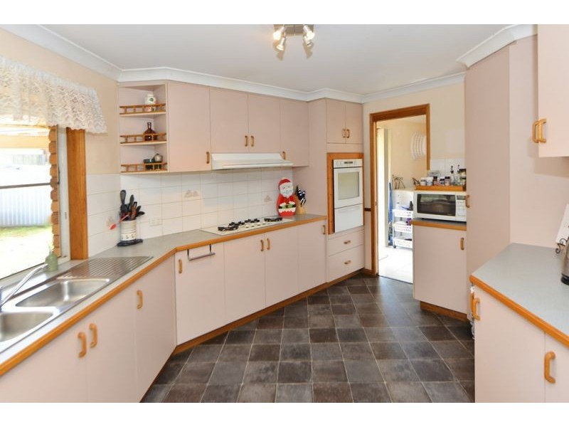 2 Evergreen Court, Glenvale QLD 4350